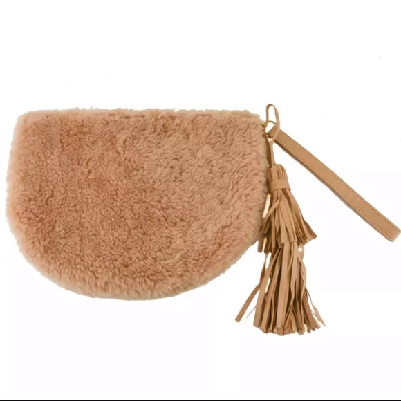 SOLD OUT ❤️Ulla Johnson Kruz Faux Shearling Clutch Pouch Bag - Picture 2 of 8